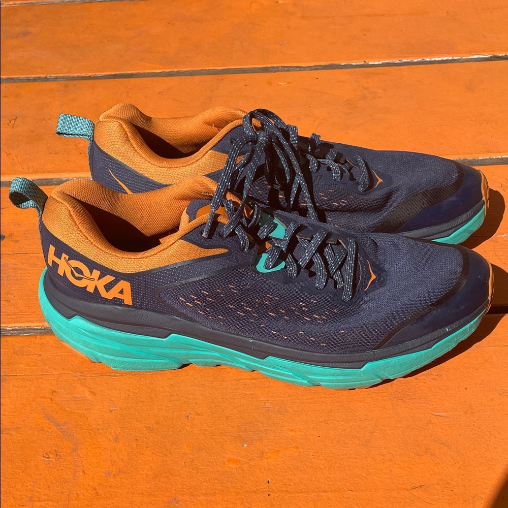 Hoka One One Challenger ATR 6